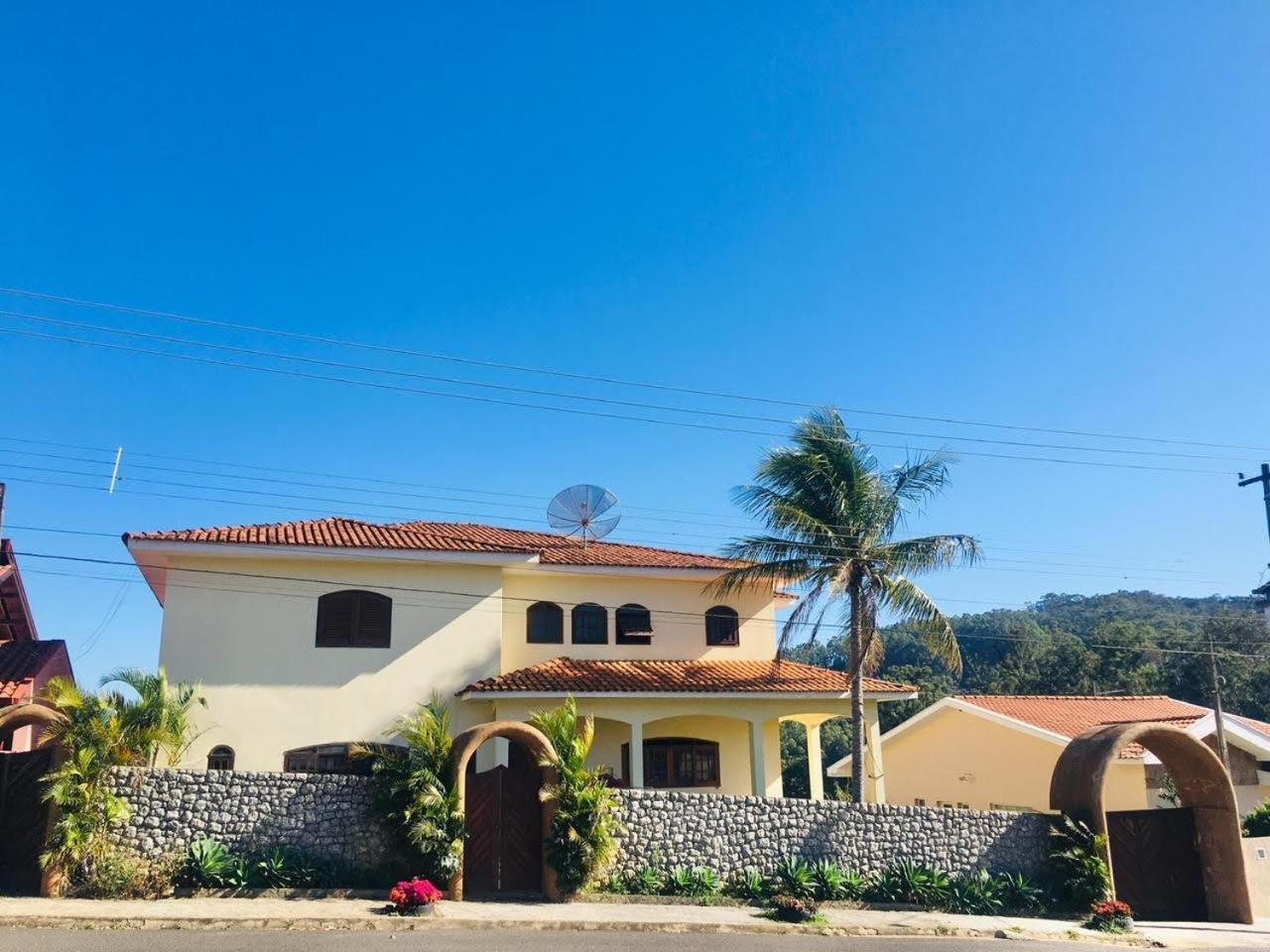 Casa Em Aguas De Lindoia Villa Bagian luar foto